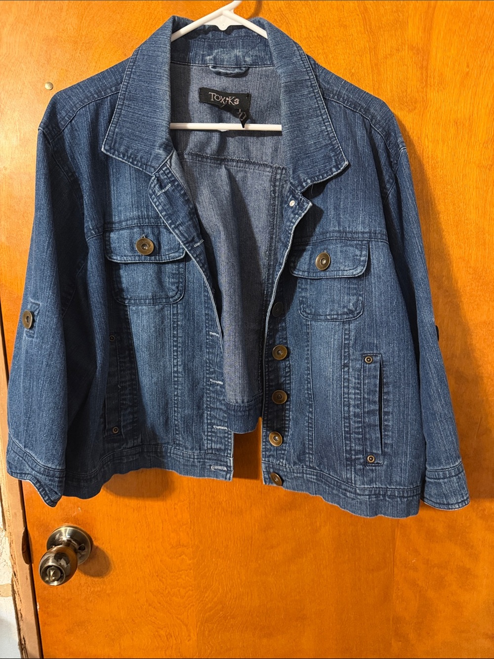 TOXKO Women's Blue Denim Jacket - Casual Button-Front Jean Jacket